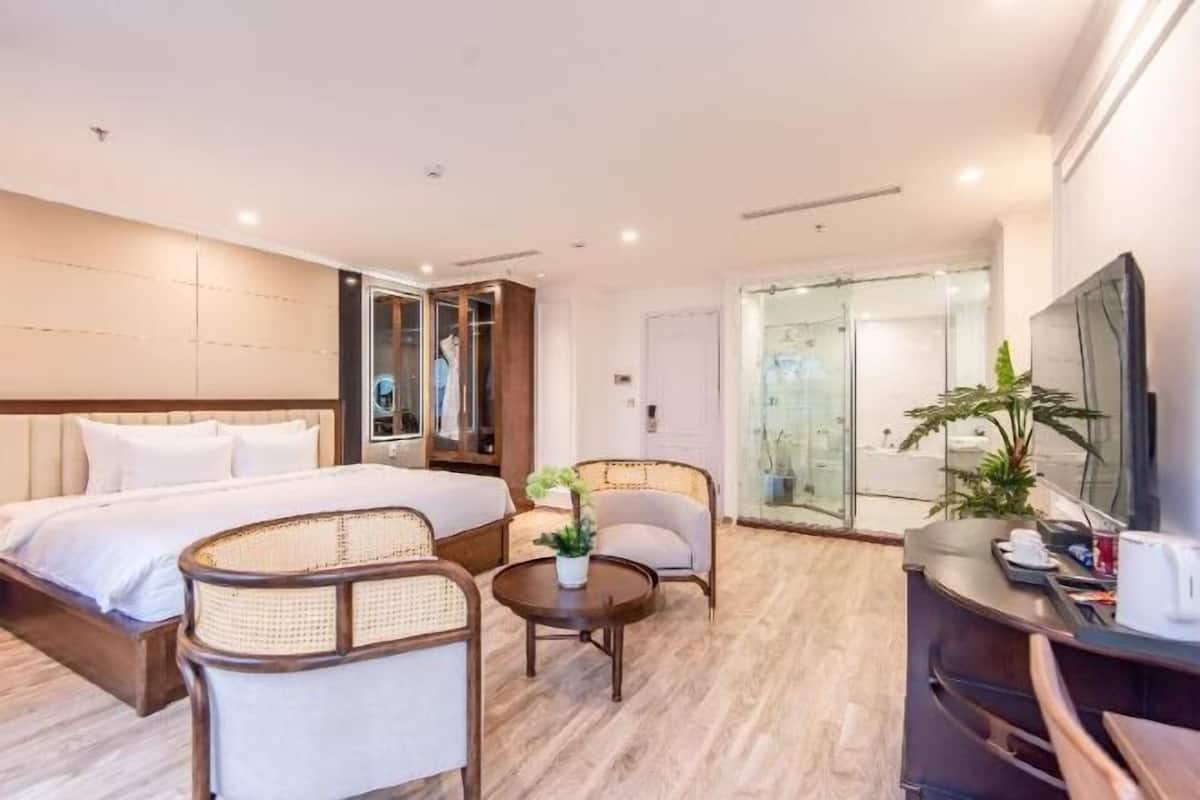 Memory-foam beds, minibar, in-room safe, desk