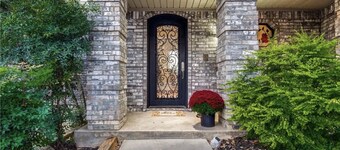 New! Luxury Gateway w/ Home Theater & Decks!