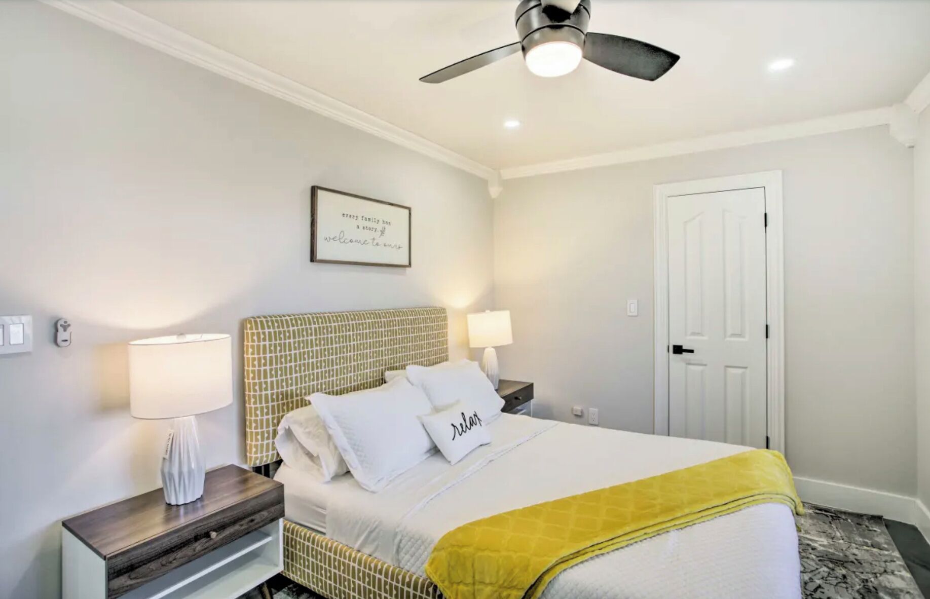 4 多间卧室、旅行婴儿床、免费 WiFi、床单