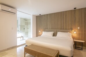 18 bedrooms, in-room safe, free WiFi, bed sheets