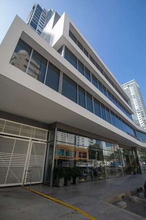 Exterior - Beautiful Apartment Best Location in Bocagrande (Cartagena)