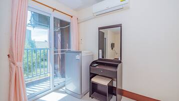 Standard Room | Blackout curtains, free WiFi, bed sheets