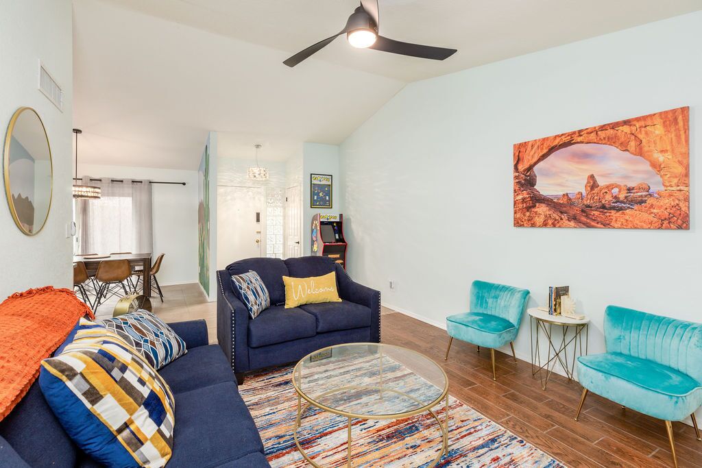 Loaded Golf Course Townhouse in Vibrant Community