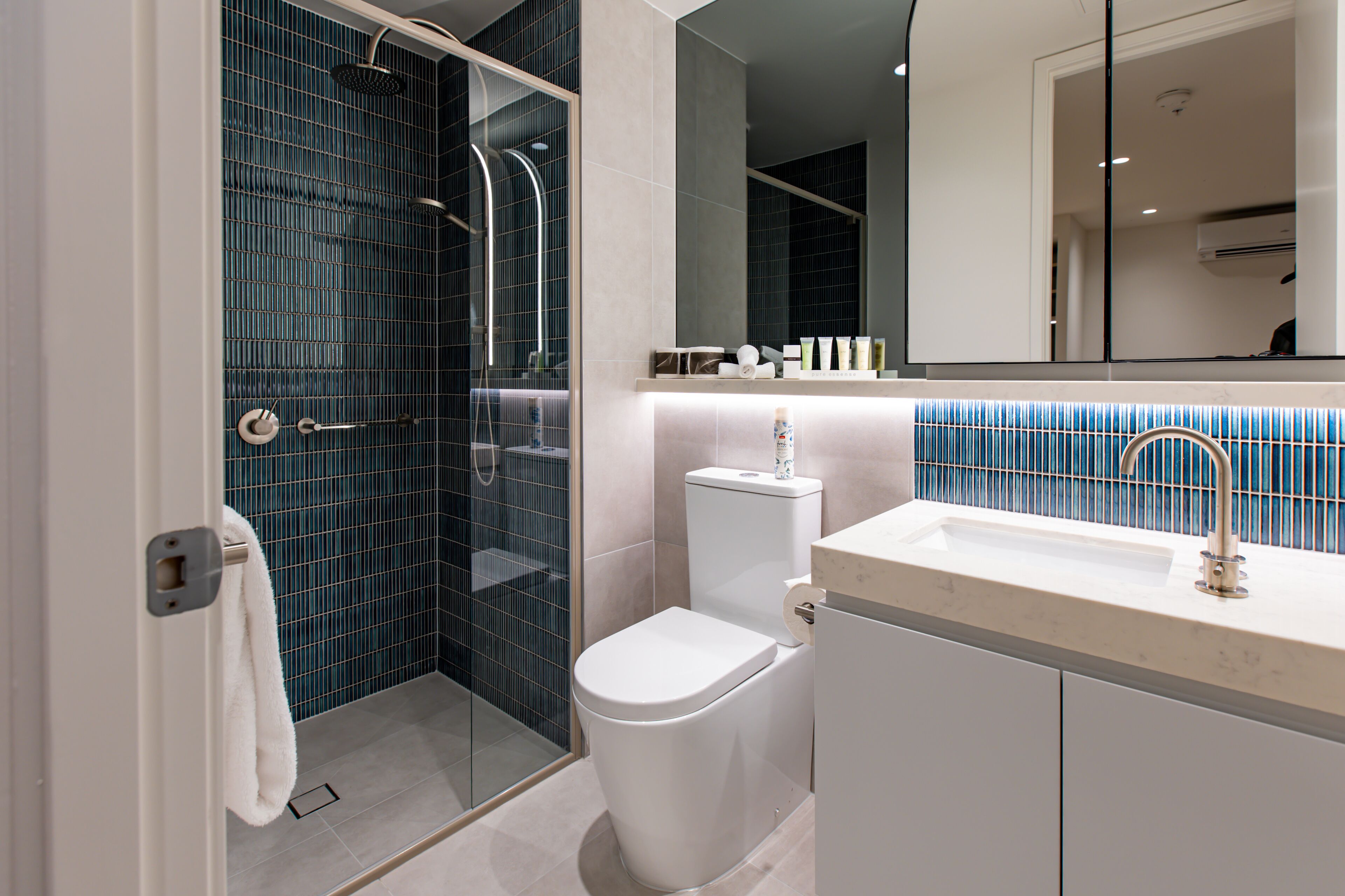 Shower, free toiletries, hair dryer, towels