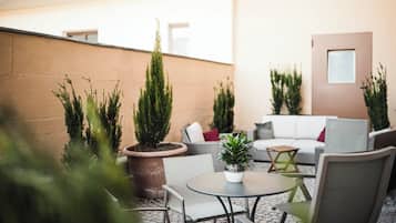 Apartment | Terrace/patio