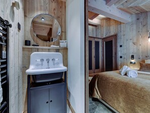 Hair dryer, slippers, towels