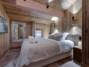 3 chambres, accès au Wi-Fi (inclus), literie fournie