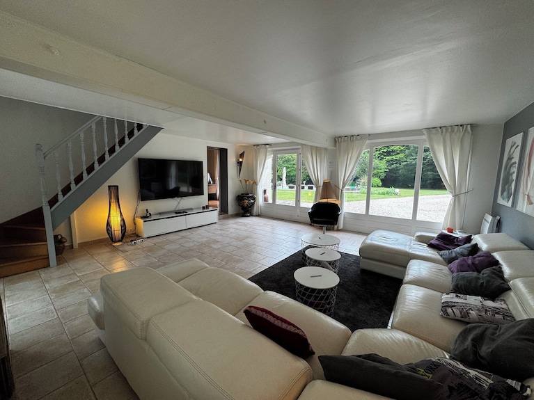 Magnifique Villa De 14 Pers Piscine Chauffée, Jacuzzi, Sauna - Saint-Fargeau