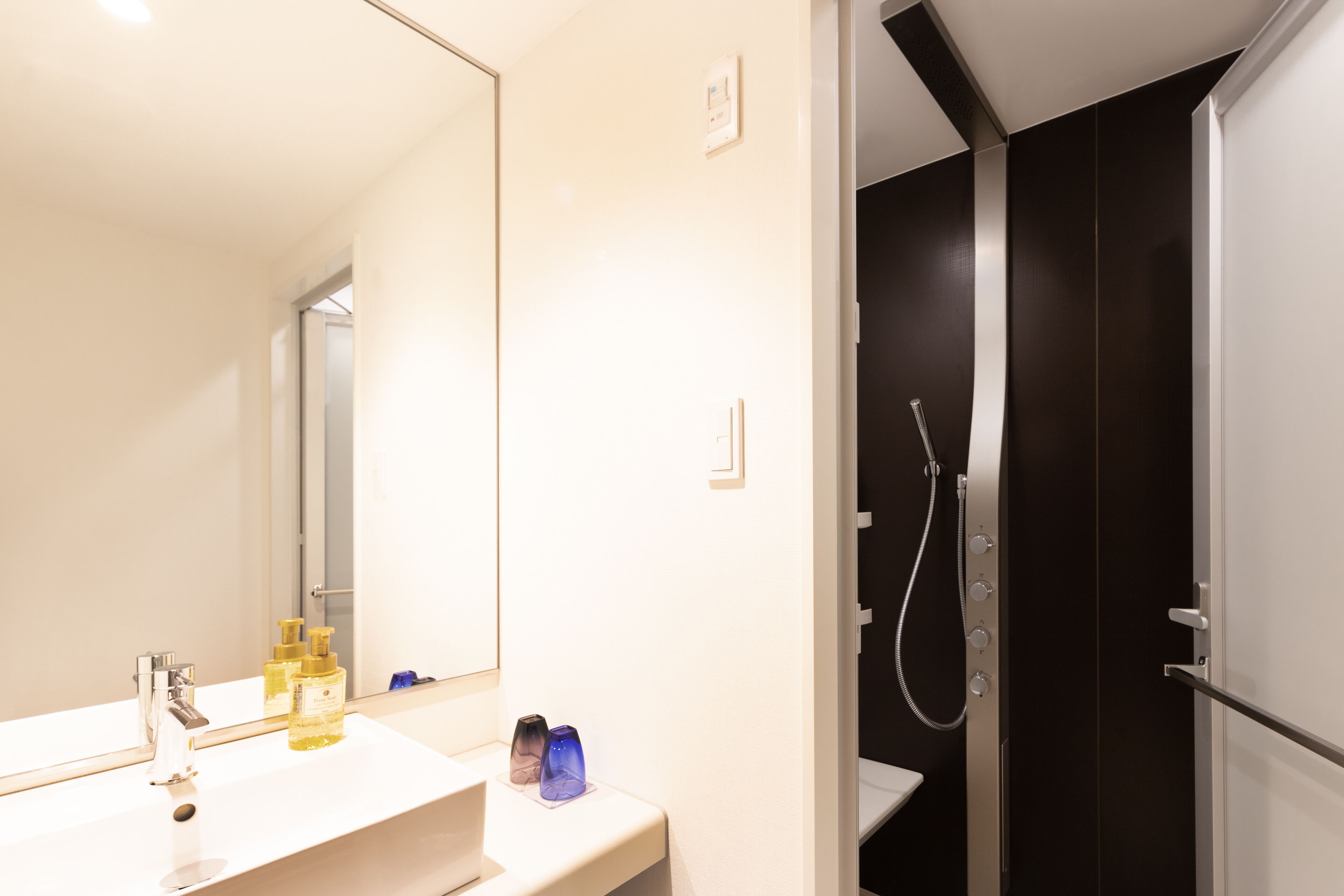 Photo - karaksa hotel colors Tokyo Yaesu