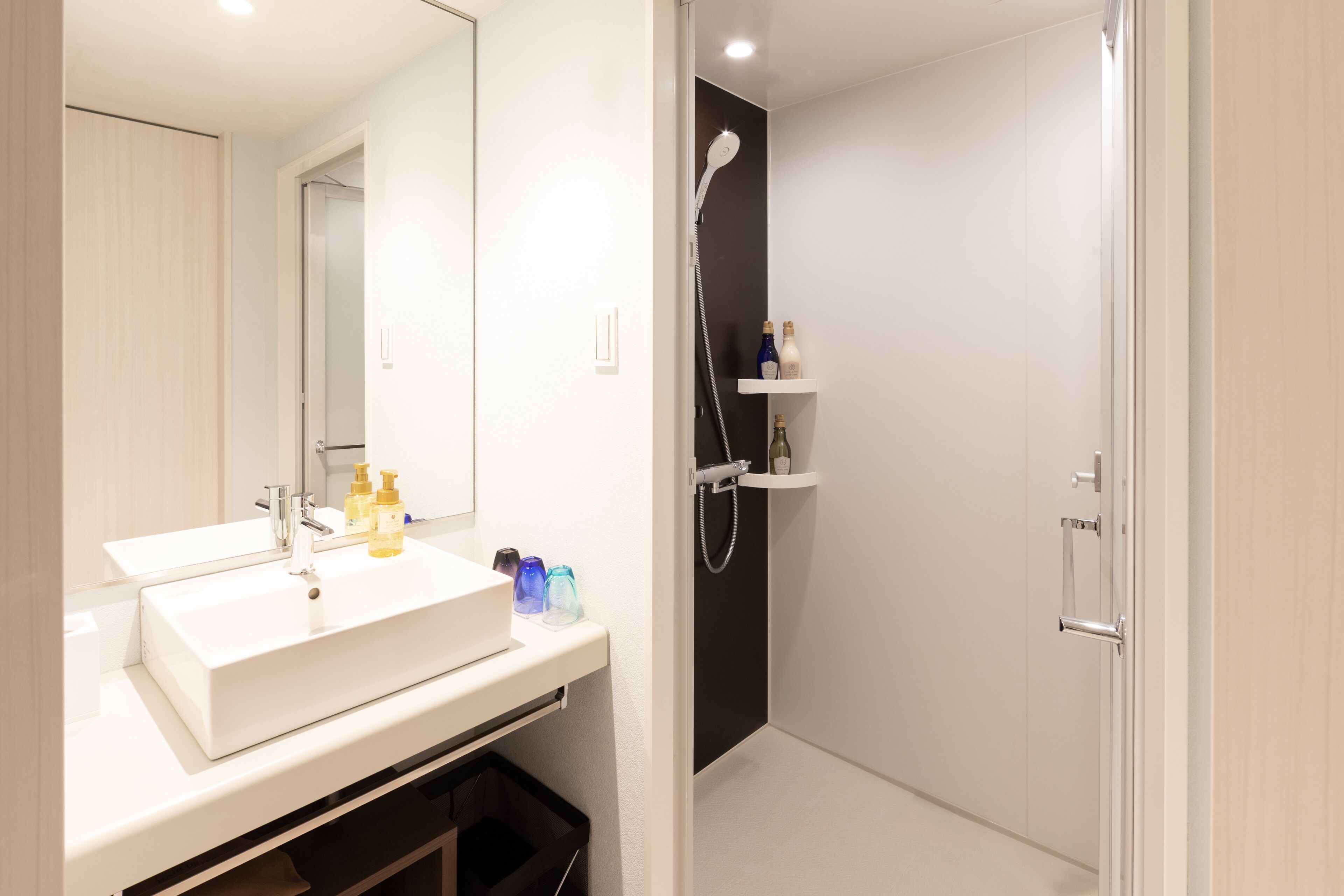 Photo - karaksa hotel colors Tokyo Yaesu