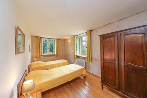 2 chambres, Wi-Fi gratuit, draps fournis
