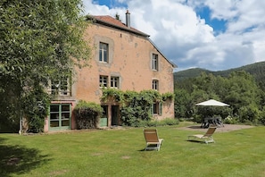 Property grounds - Authentic Cottage at the Foot of the Vosges Mountains (Taintrux)