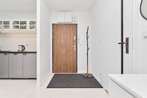 Studio, Balcony | Private kitchen | Dishwasher, cookware/dishes/utensils - Studio Wrocław Gwiaździsta by Renters (Wroclaw)