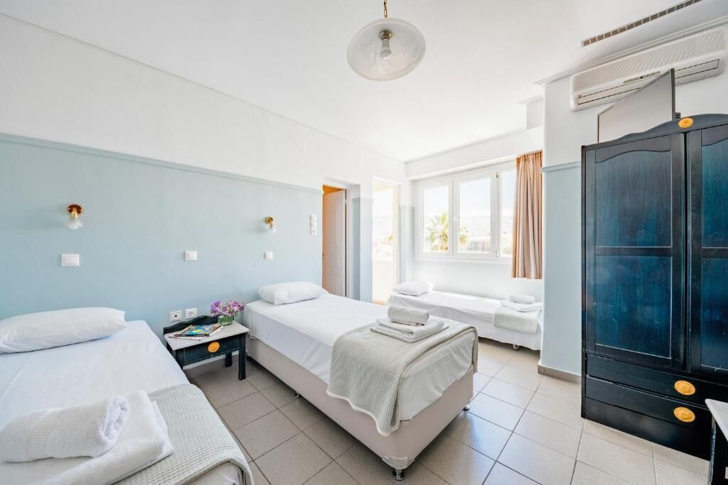 Photo - Phaedra Hotel