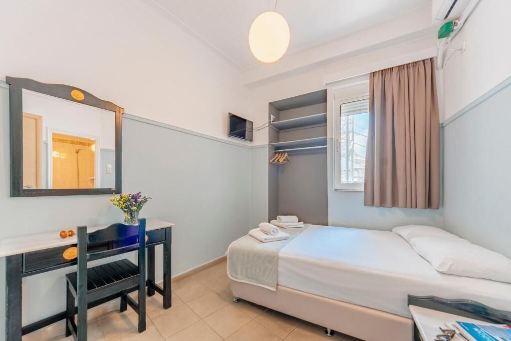 Photo - Phaedra Hotel