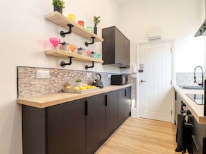 Cottage | Interior - The Dynar (Helston)