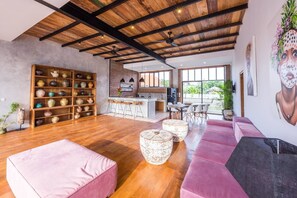 Interior - ❤ FAMILY DEAL ! 2 Pools Villa in Seminyak/Beach ! (Bali)