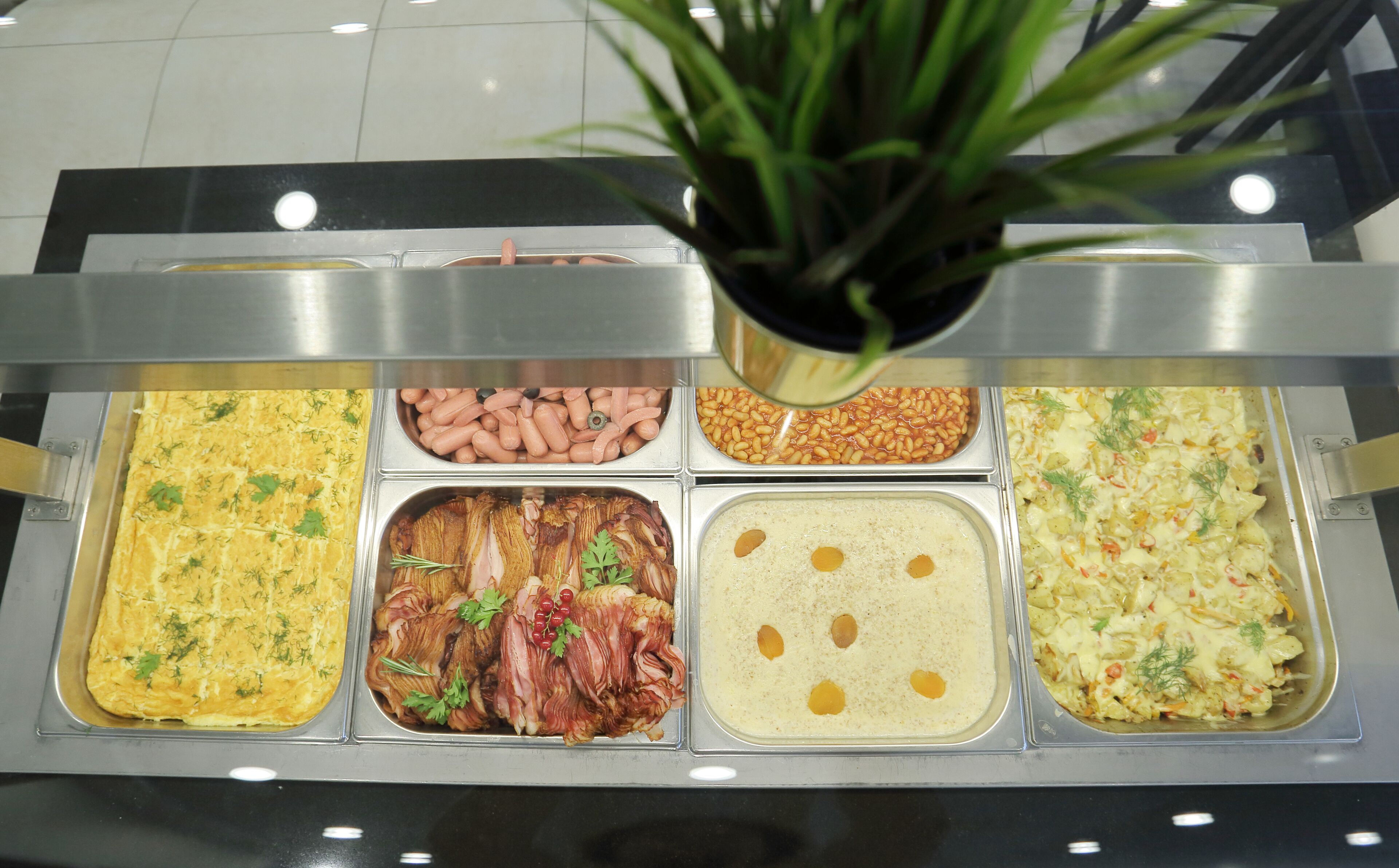 Daily buffet breakfast (EUR 15 per person)