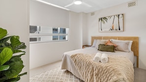 2 bedrooms, iron/ironing board, internet, bed sheets