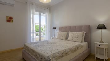 Luxury Apartment, 2 Bedrooms, Non Smoking, City View | 2 bedrooms, desk, soundproofing, iron/ironing board