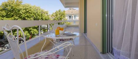 Luxury Apartment, 2 Bedrooms, Non Smoking, City View | Balcony