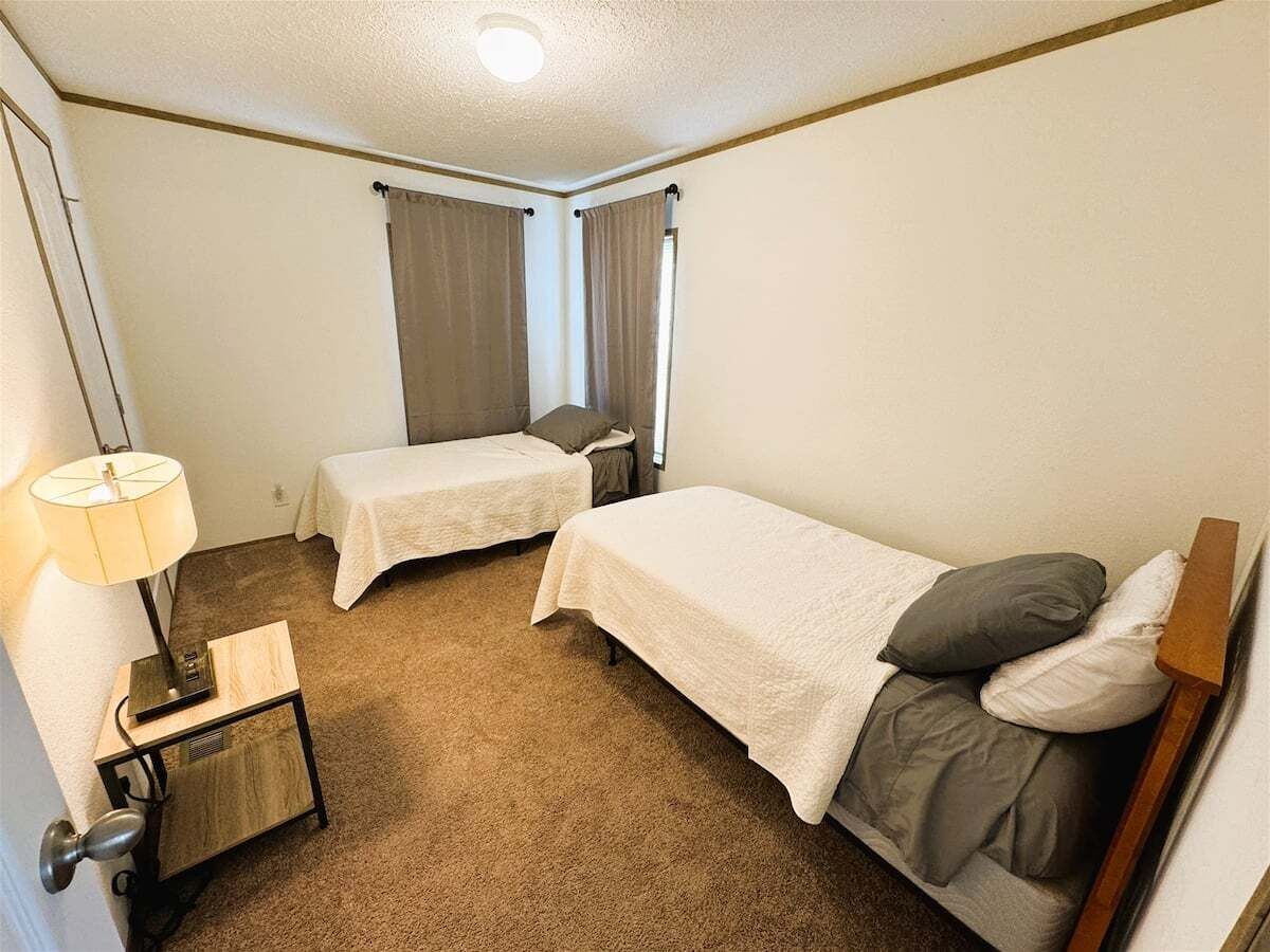 3 bedrooms, free WiFi, bed sheets