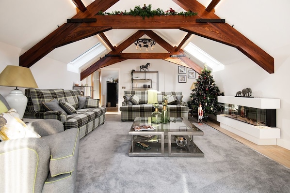 Smart TV, chimenea