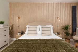 2 chambres, fer et planche à repasser, accès Internet, draps fournis