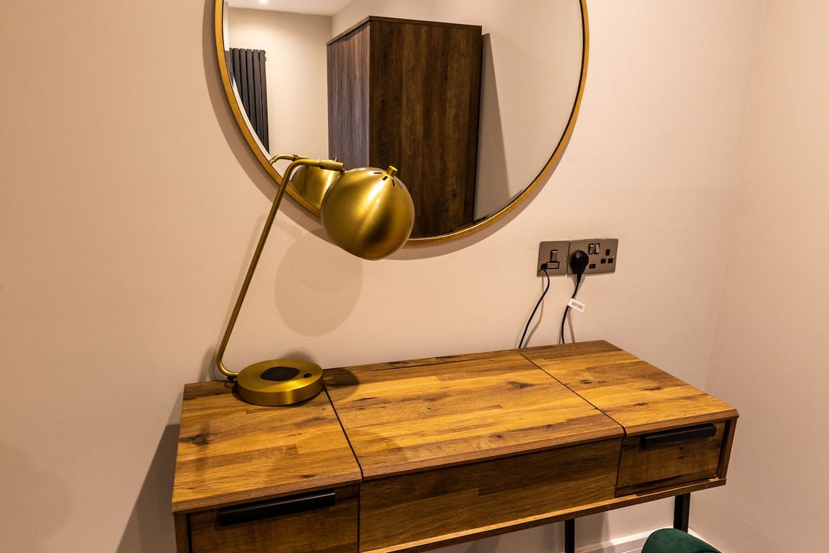 Apartment | 2 bedrooms, iron/ironing board, bed sheets