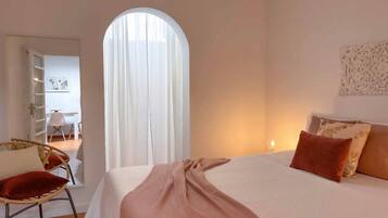 1 dormitorio, escritorio, tabla de planchar con plancha y wifi gratis