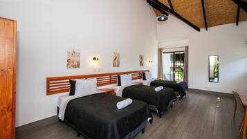 Deluxe Triple Room | Egyptian cotton sheets, premium bedding, pillow-top beds