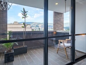 Interior - w* | Divine Loft w/ balcony and ac in Laureles (Medellín)