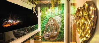 Bed&breakfast, Wifi, Balcony, Jacuzzi, View, Cinema.
