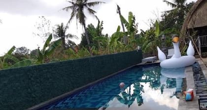 Honeybee Hut Lembongan