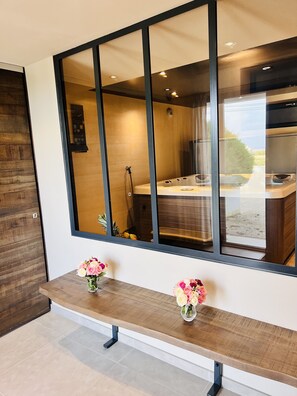 Interior - Confortable seaview mansion with elevator hamam + hot tube + closed garden (Goulven)