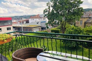 Apartment, Multiple Beds | Interior - Inviting 3-bed Villa Apartment in Bad Kreuznach (Bad Kreuznach)