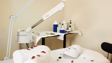 Couples treatment room(s), Turkish bath/hammam, body treatments