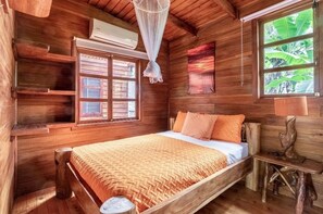 1 dormitorio, tabla de planchar con plancha, wifi gratis y ropa de cama
