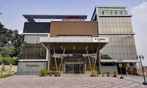 Exterior - Treebo Winsome Resort With Swimming Pool (Ranchi)