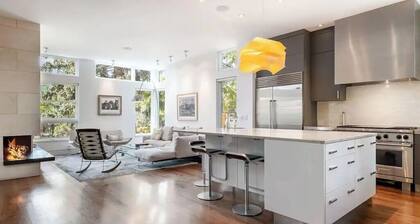 Luxury & State of the Art Home in Boulder!
