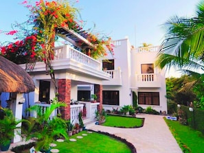 Couples treatment rooms, body treatments, aromatherapy - Bernardos Lantia Hotel (Basco)