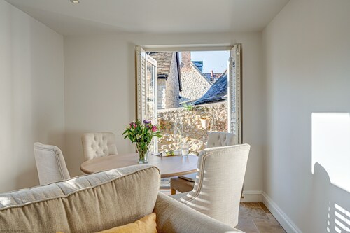 Friday Cottage | Oxford Holiday Let | 3 Beds & Sleeps 5