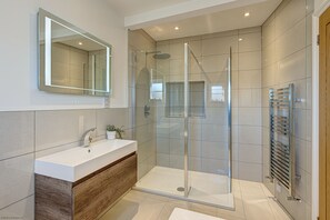 Een douche, een haardroger
