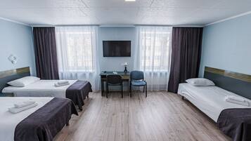 1 bedroom, desk, free WiFi, bed sheets