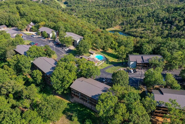 Exterior - Knotty Pine Retreat-Free Boat Parking 1mi to SDC (Branson West)