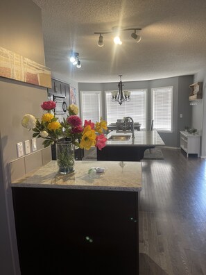 Interior - Cosy 2 Betroom Single family Home (Calgary)
