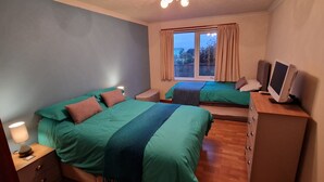 Unclassified image, 3 of 17, button - Foreshore 2 Bed Cottage in Buckie, Morayshire (Buckie)
