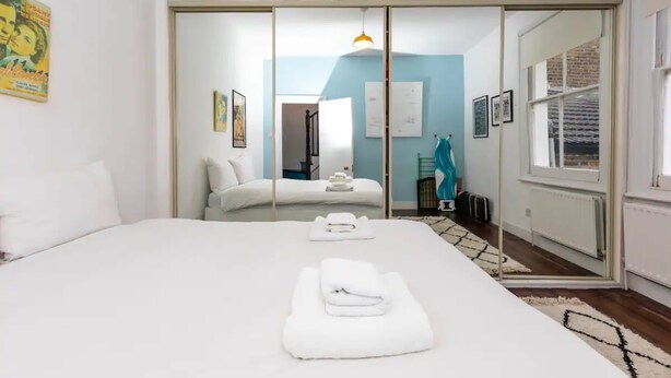 Basic Apartment, Multiple Beds | 2 bedrooms, laptop workspace, WiFi, bed sheets - Bright 2 Bedroom Flat in Lower Clapton (London)