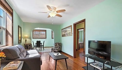 Reopened since Helene 🩵 Stay in downtown Hot Springs! Right on the AT!