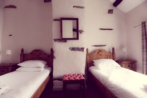 Hypo-allergenic bedding, bed sheets